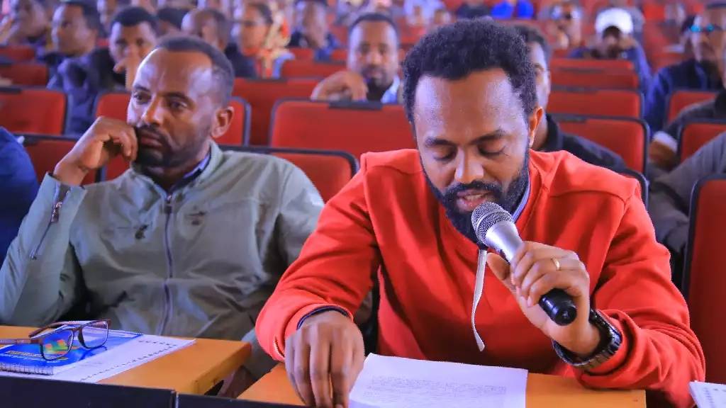 የሆሳዕና ከተማ " ለብልፅግና ጉዞ ስኬት በተደራጀ መንገድ እንረባረባለን" መሪ ቃል የ2014 ዓ.ም አፈፃፀም እና የ2015 ዓ.ም የዕቅድ ዝግጅት ዙሪያ የአመራሩ መድረክ ተጠናቆ የአባላት የግምገማ መድረክ ተጀምሯል 